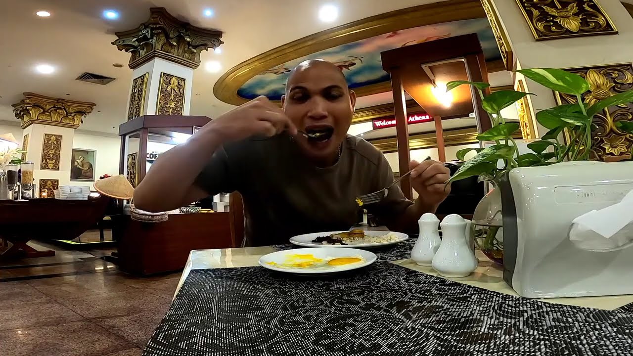 Отель Pacific Palace, Батам. Завтрак вкусный и сытный. #отель #вирусный