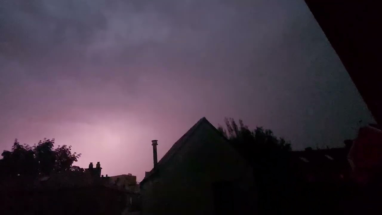 Thunderstorm above Ghent - Belgium 5-9-22  (1/3)