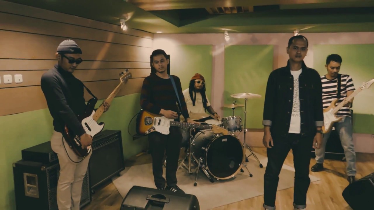 MONKEY BOOTS - Dimensi (Official Music Video)