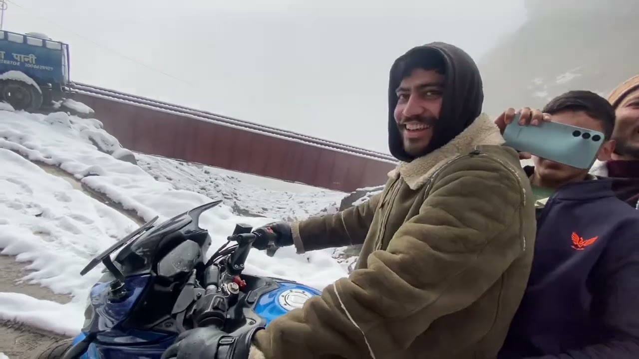 My Second Vlog || Full Ride In Snowfall || My Village View In Snowfall|| N160 Riding In Snowfall||