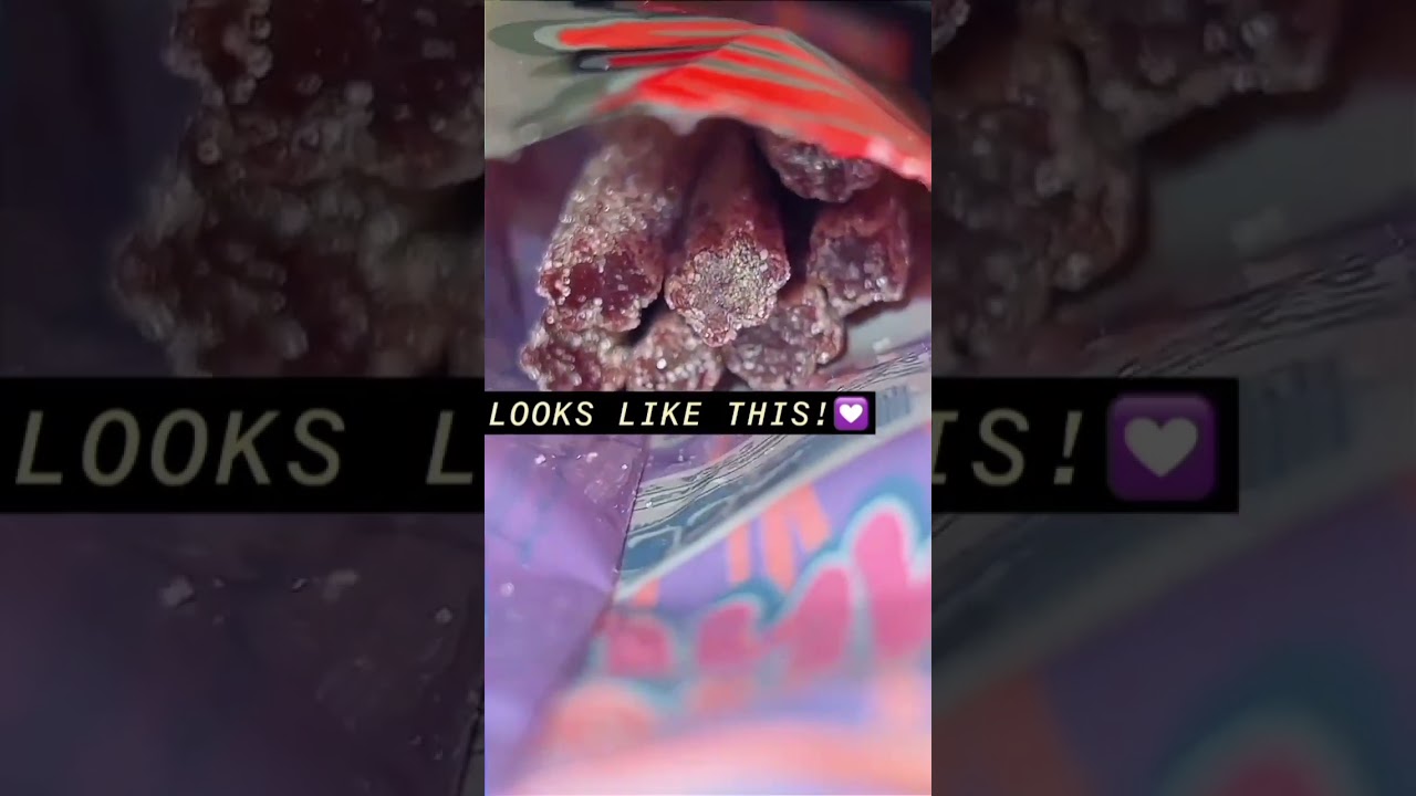 Sour Punk Blueberry 🫐 Review #foryou #food #review #tasty #candy #trysnackss #viral