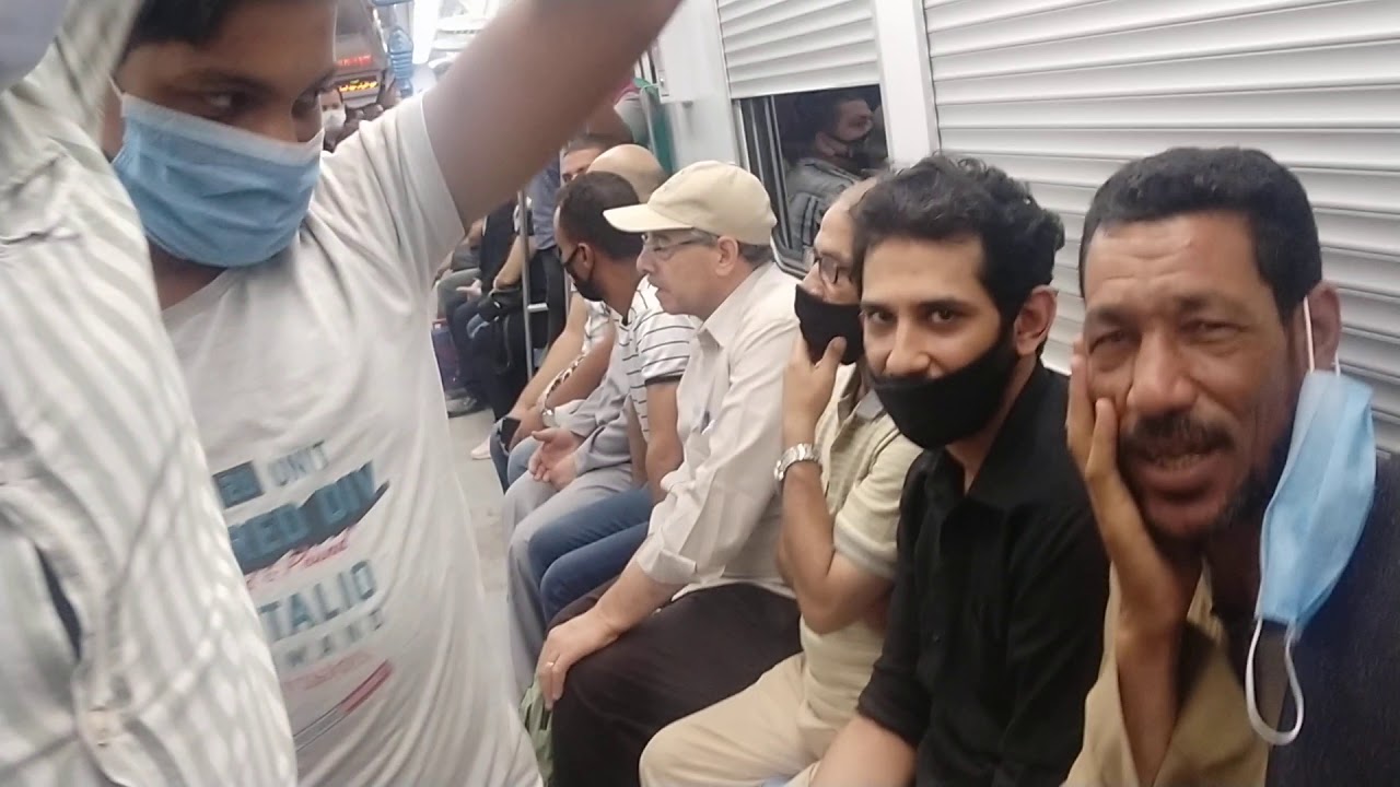 انشاد في المترو فى أيام الكورونا 🥺😍
