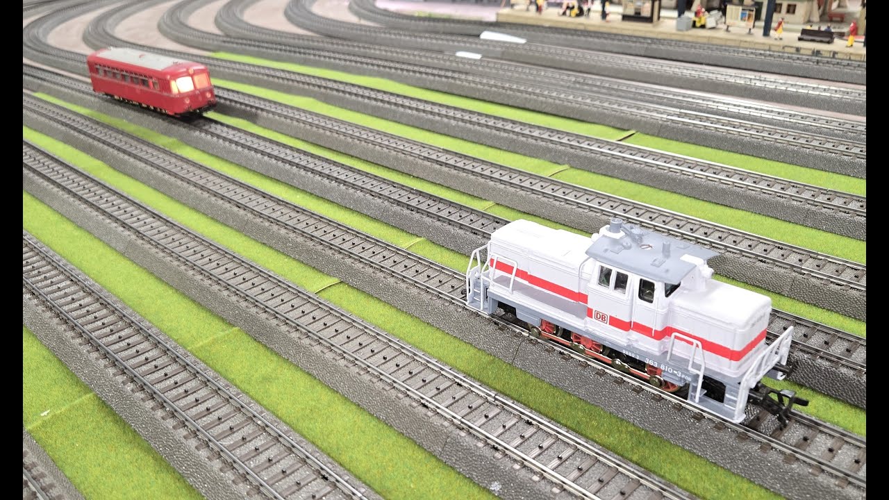 Analog to Digital 2: The Schienenbus #3016 #märklin #modeltrains #hoscale  #modelrailroad #railbus