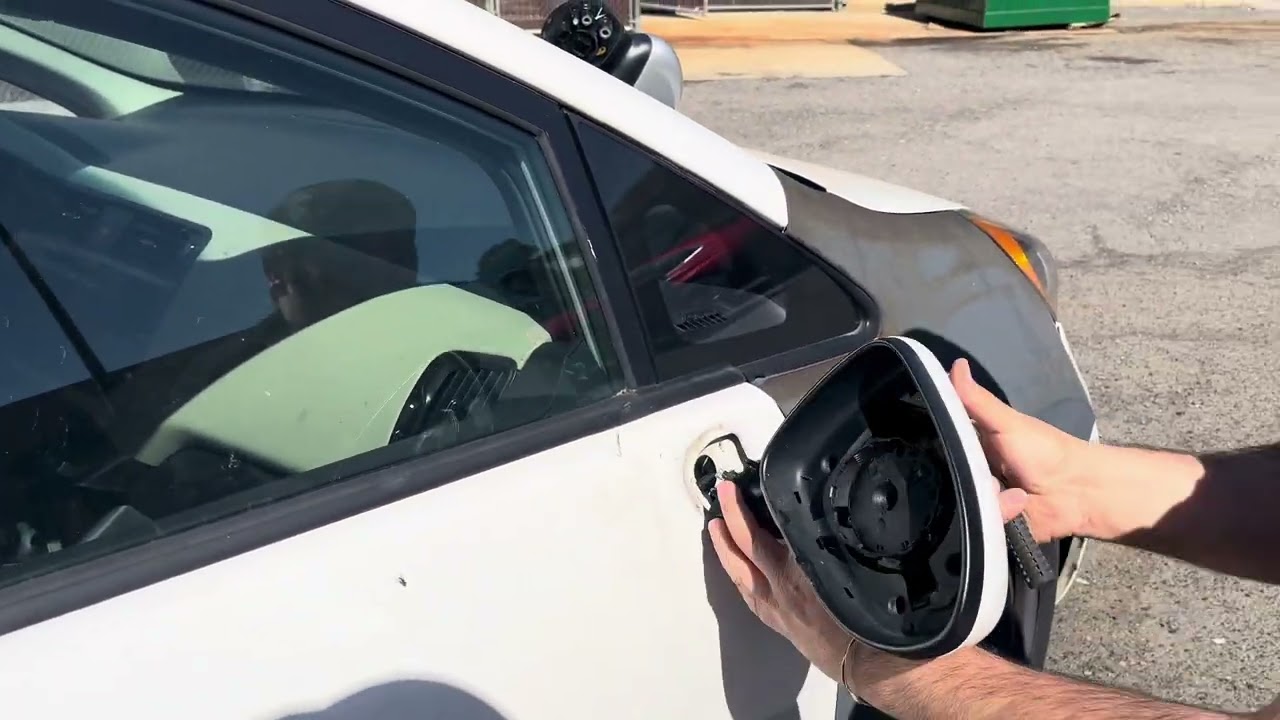 Kia rio 2013 como remplazar el espejo retrovisor