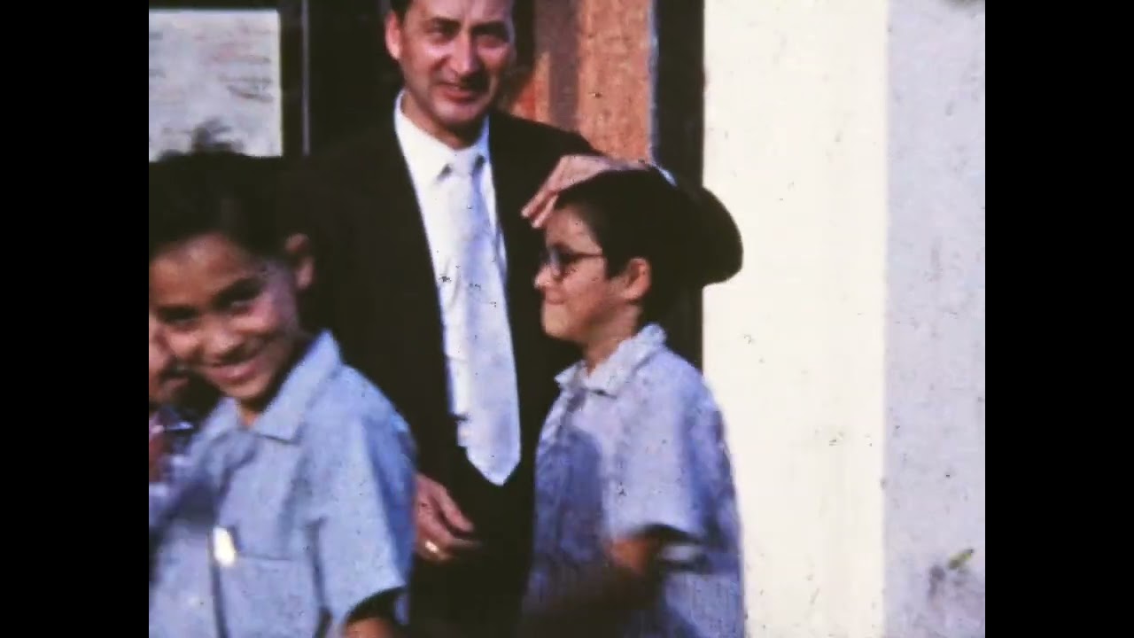 Ecuador 8mm #14 1968