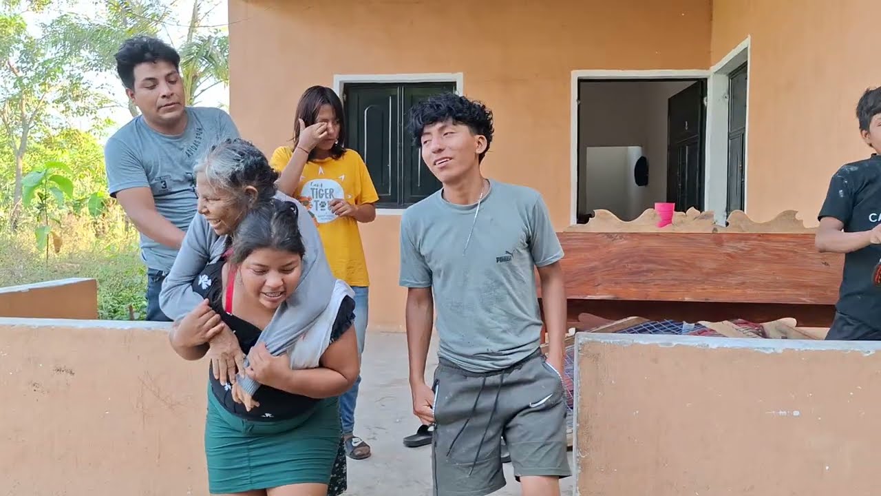 ❤️Rosi Carga a Doña Natalia😱 Que Volvera a Vivir Su Casa😊