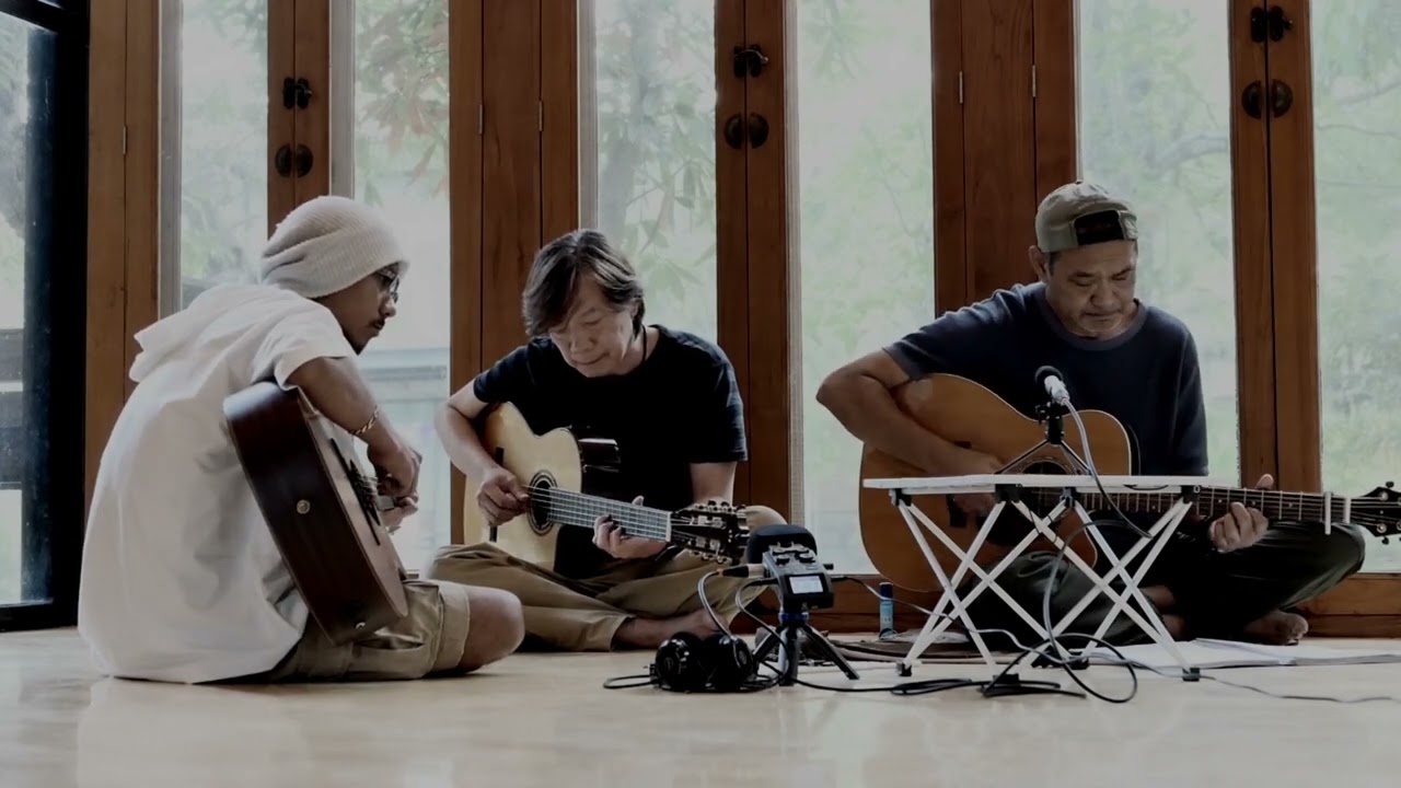 เรื่องธรรมดา  -  Thee Chaiyadej