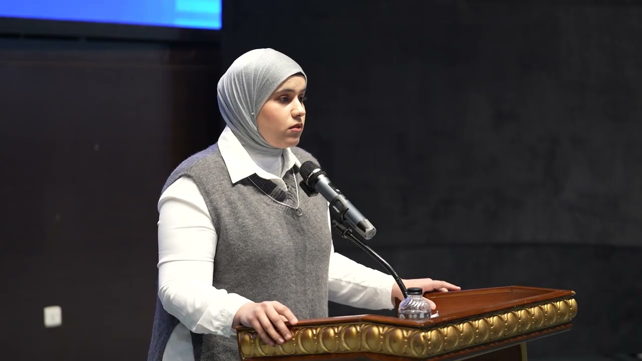 مسابقة فن الخطابة:الخطابة العلمية للطالبة رزان خالد قسم اللغة الانكليزية/كلية الاداب