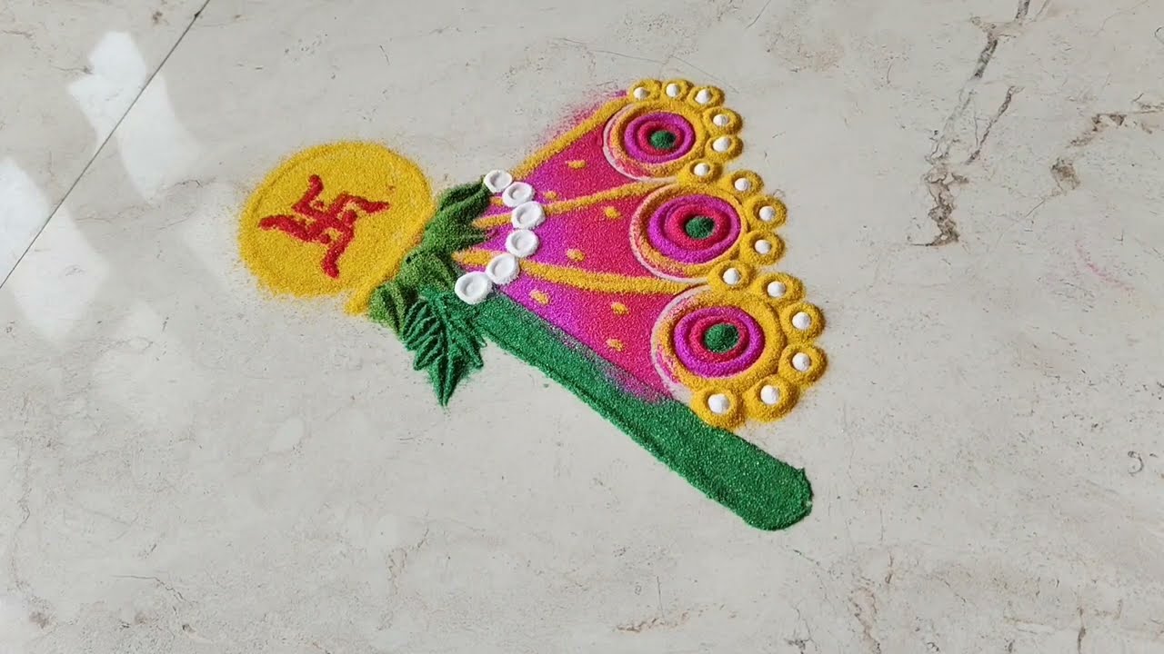 Gudi Padwa Rangoli Design Using Kitchen tools | पळीचा वापर करून काढा गुढीपाडव्याची सोपी रांगोळी 2026