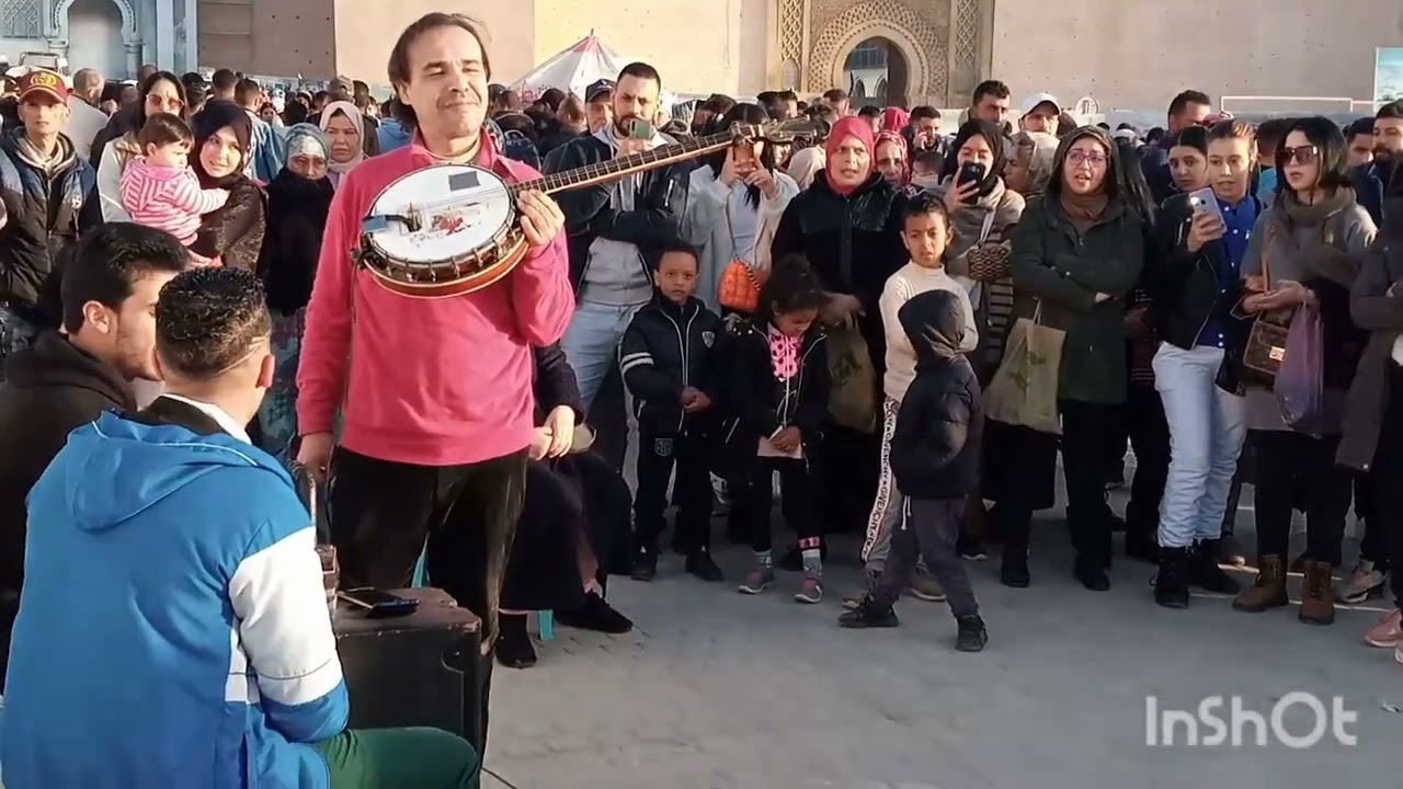 دخل تشوف اجواء ناس الغيوان بمدينة مكناس بساحة الهديم 🥁🎺