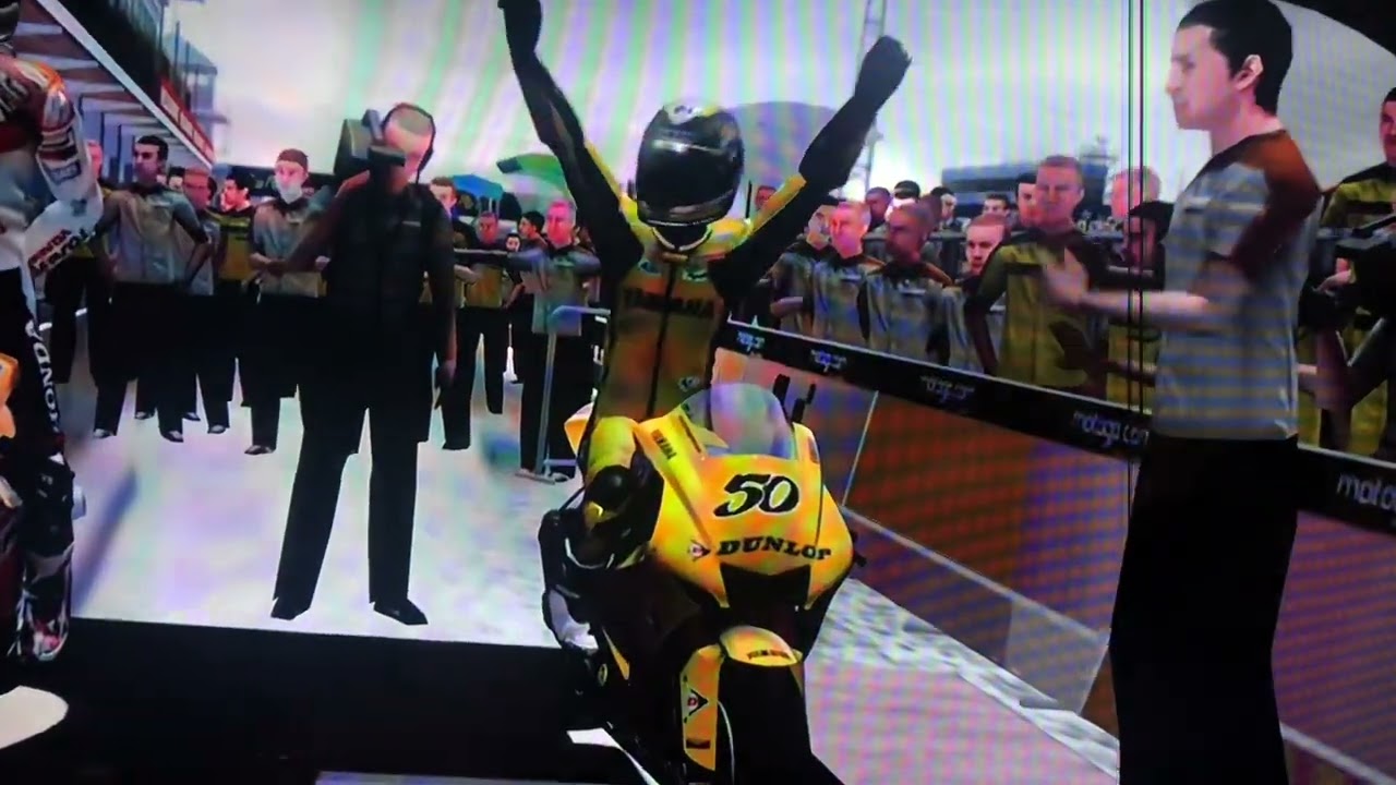 MOTOGP ‘07 XBOX 360 PHILLIP ISLAND RAINY LAPS 2 SYLVAIN GUINTOLI DUNLOP YAMAHA TECH3 YAMAHA YZR-M1