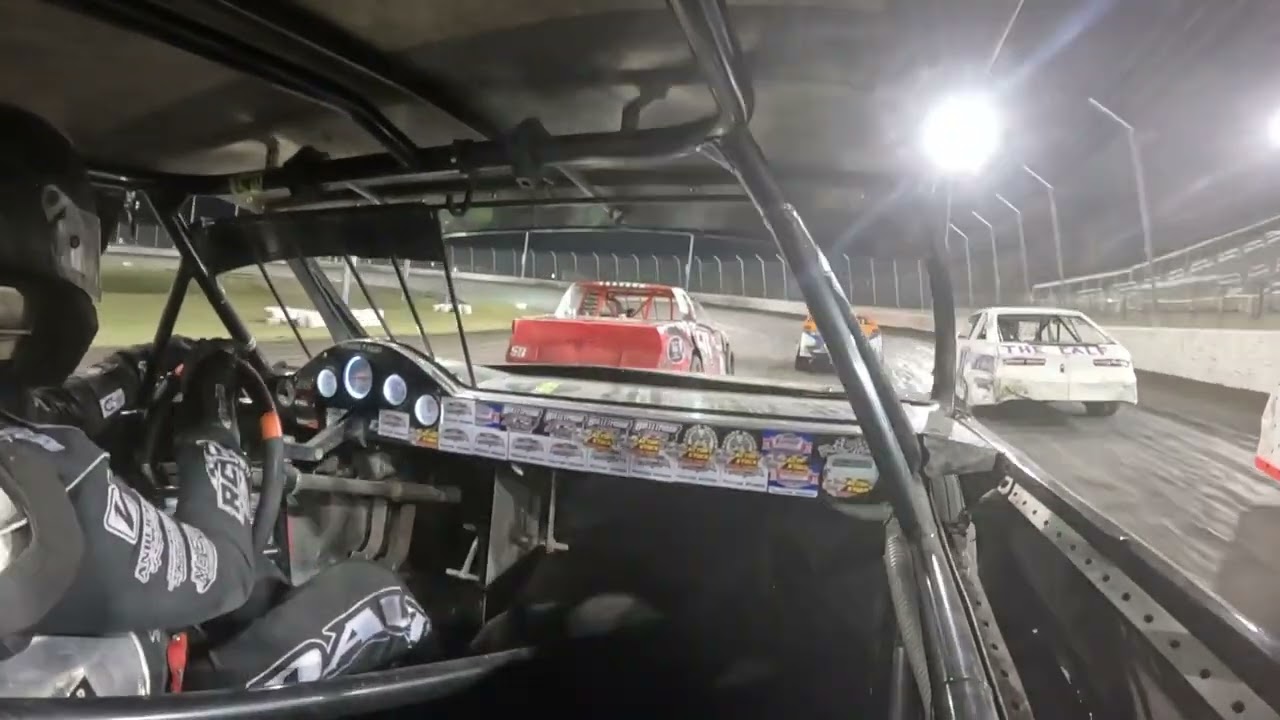 10-4-25 World Dirt Track Championship at TMS Factory Stock Feature Tommy Davis Jr 98