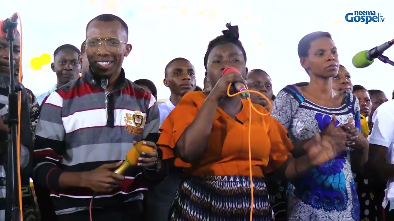 Ntawobishobora//Chorale y'Urwaruka( Réveillon 2023)//Église Pentecôte de Kinama