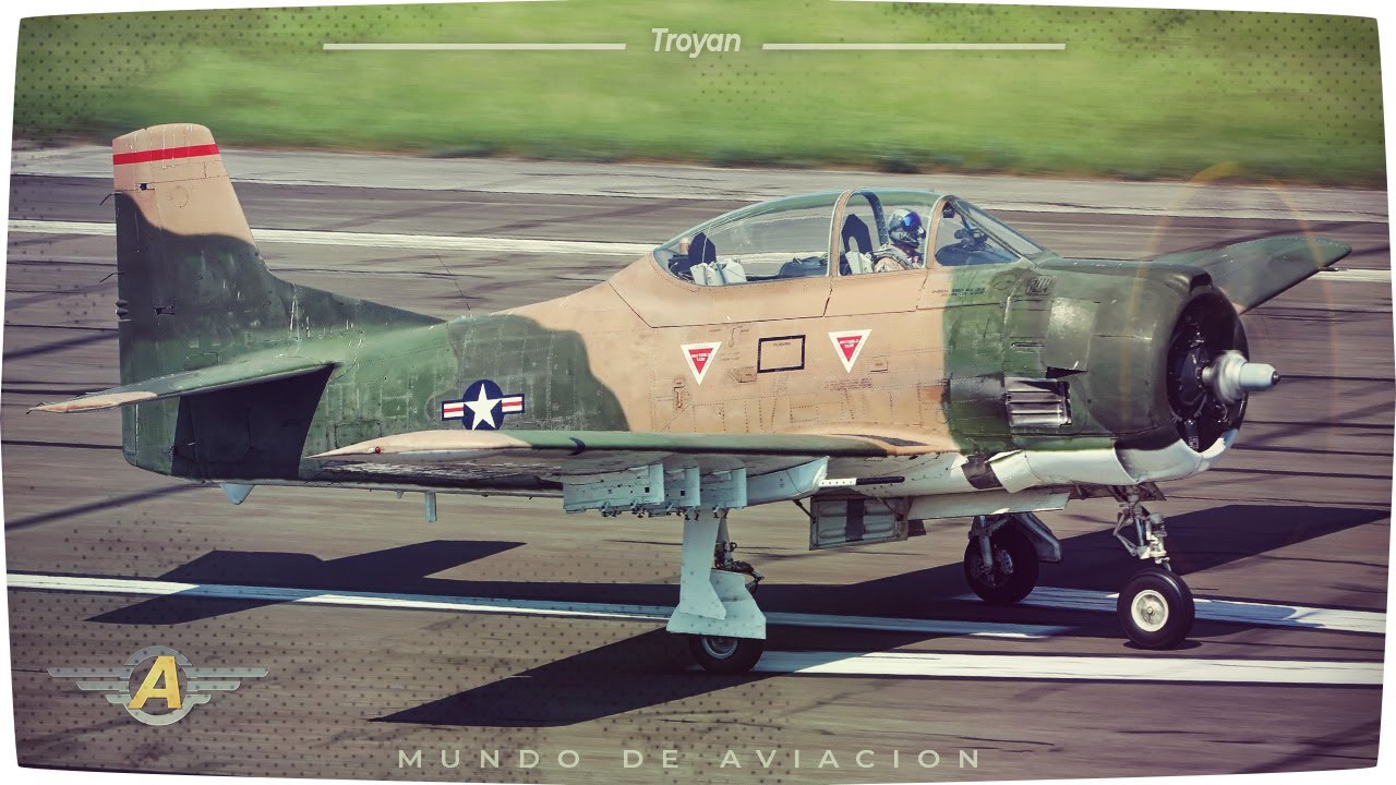 North American T 28 Trojan y Fennec
