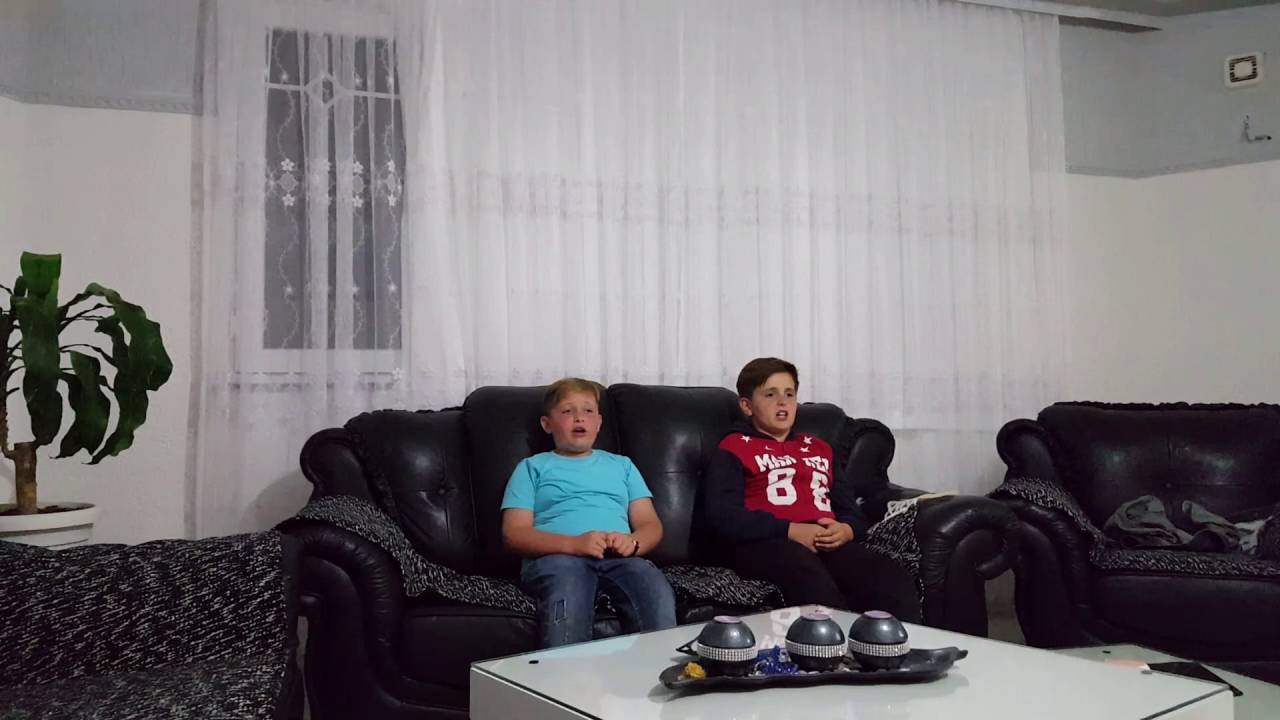 Hasip Emrullai dhe Almir Neziri  Mir se erdhe Ramazan