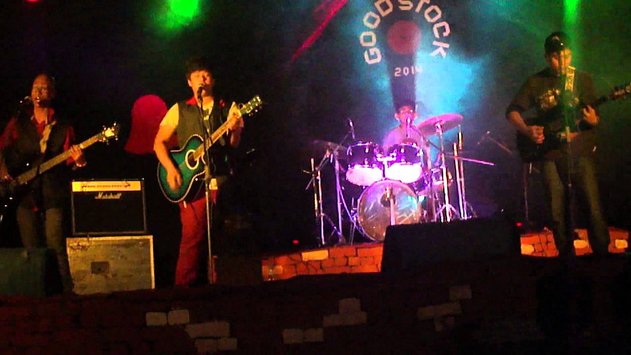 Knocking on Heavens Door (Vibrant Beats) @Goodstock 2014