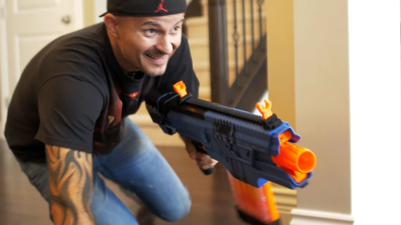 NERF RIVAL WAR: Последняя пицца!