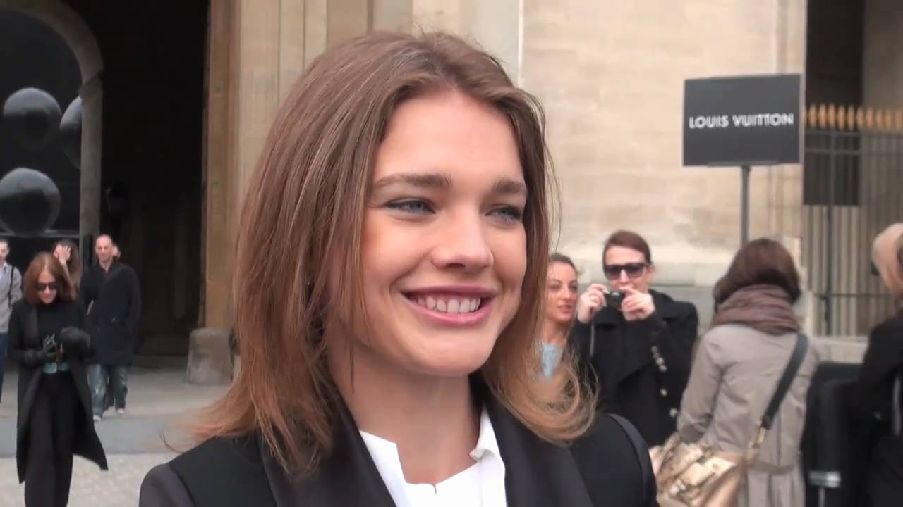 Fashion week Paris 2011 Exit VUITTON.
