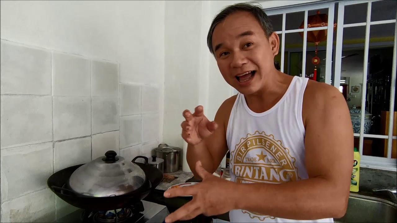 What made Chef Sam teared? Stewed fish with salted vege and tomatoes! (Cantonese cooking in English)
