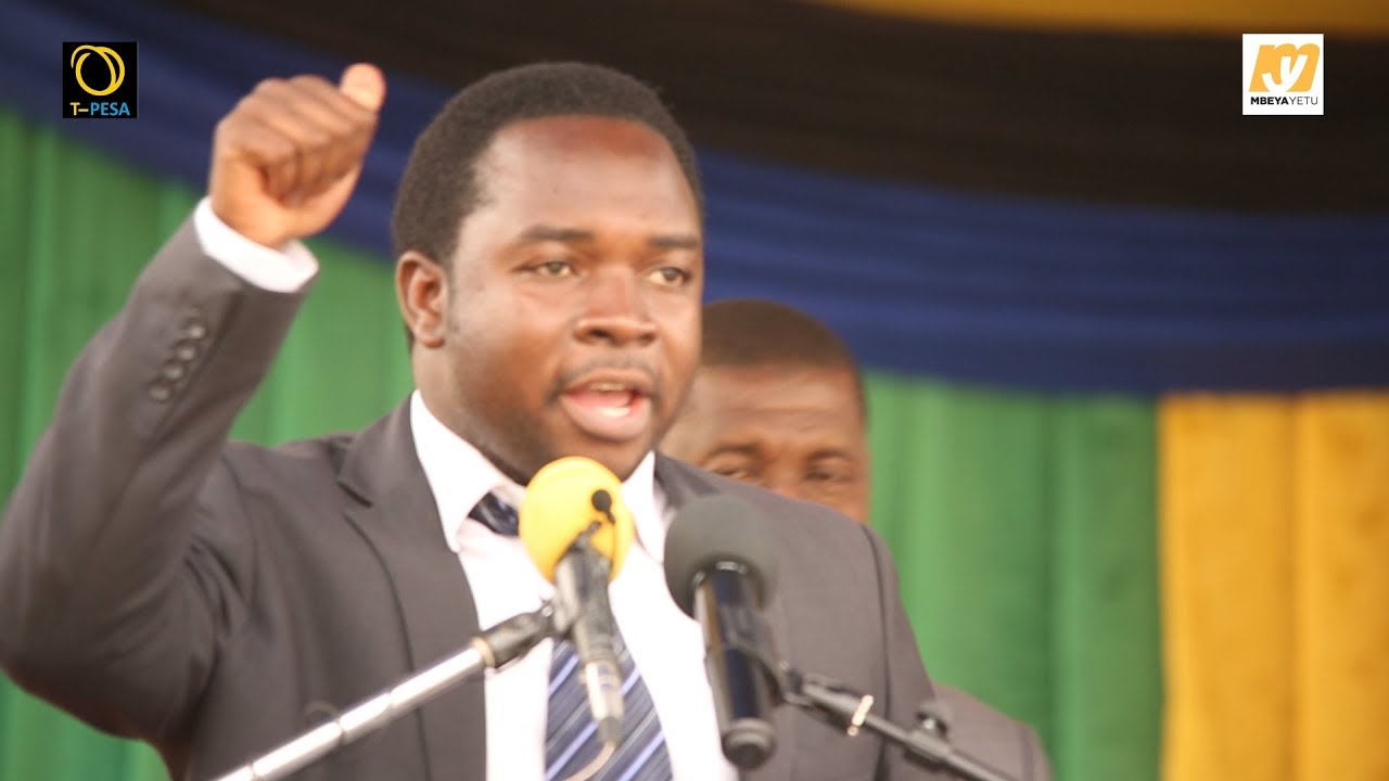 WANA MBEYA TUNATAKA MAENDELEO HATUTAKI SIASA: MB. MWAKIBETE