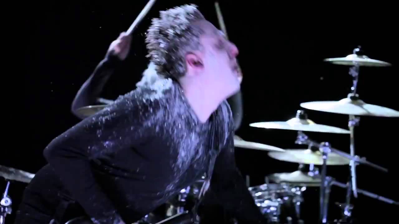 ANGEL VIVALDI    A Martian Winter  OFFICIAL MUSIC VIDEO