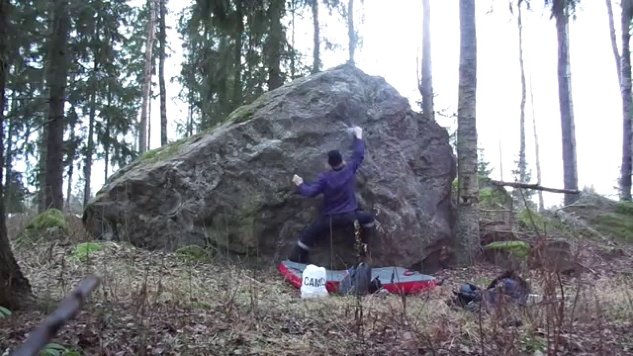 New Year's Day (1.1.2016) frost season bouldering @ Isokyr&ouml;