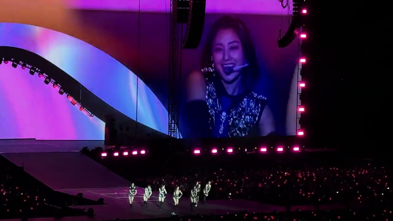 4K More & More + Moonlight Sunrise + Brave (Twice 트와이스) Ready to Be in LA 6/10/23
