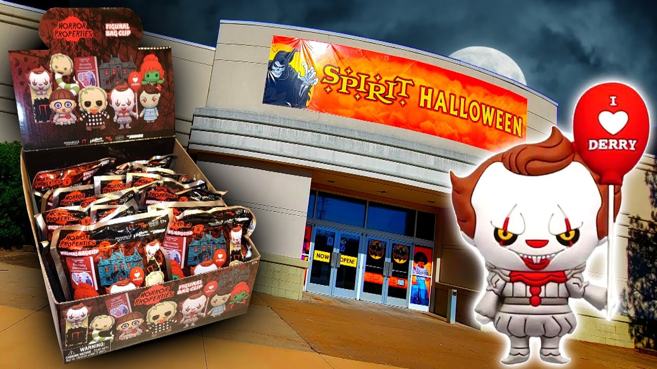 OPENING SPIRIT HALLOWEEN 2022 BLIND BAGS HORROR PROPERTIES MYSTERY PACKS