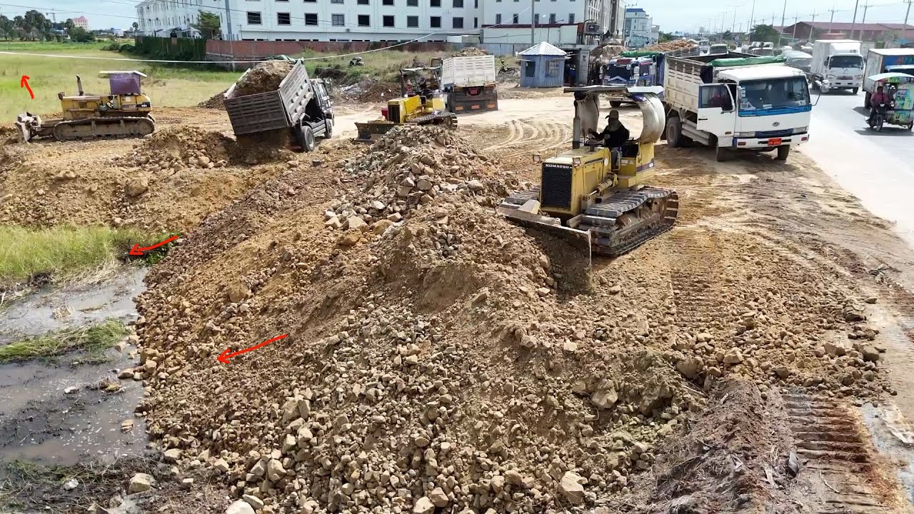 Great Nicely Update Large Scale Land Filling Up Bulldozer KOMATSU D31P, D53P, D58E, 5Ton Truck