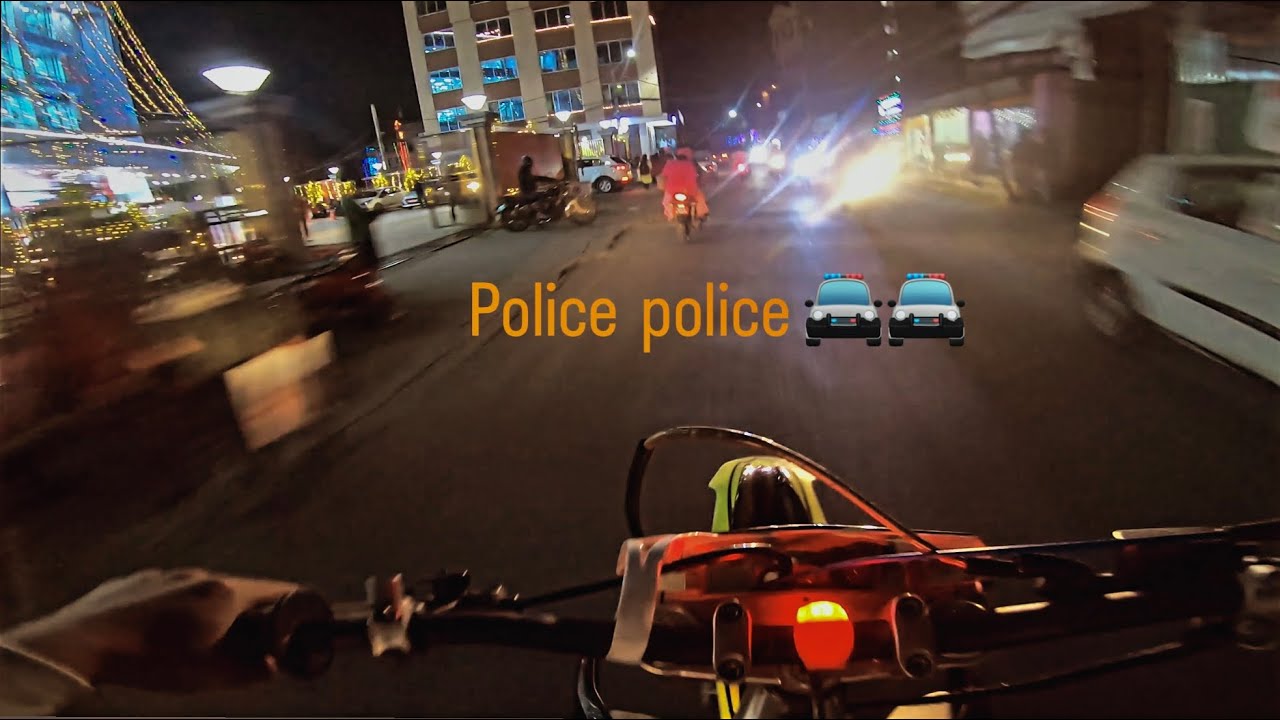 Catch me if you can ! Ktm city night ride | chased by cops 👮 gunshots and wheelies