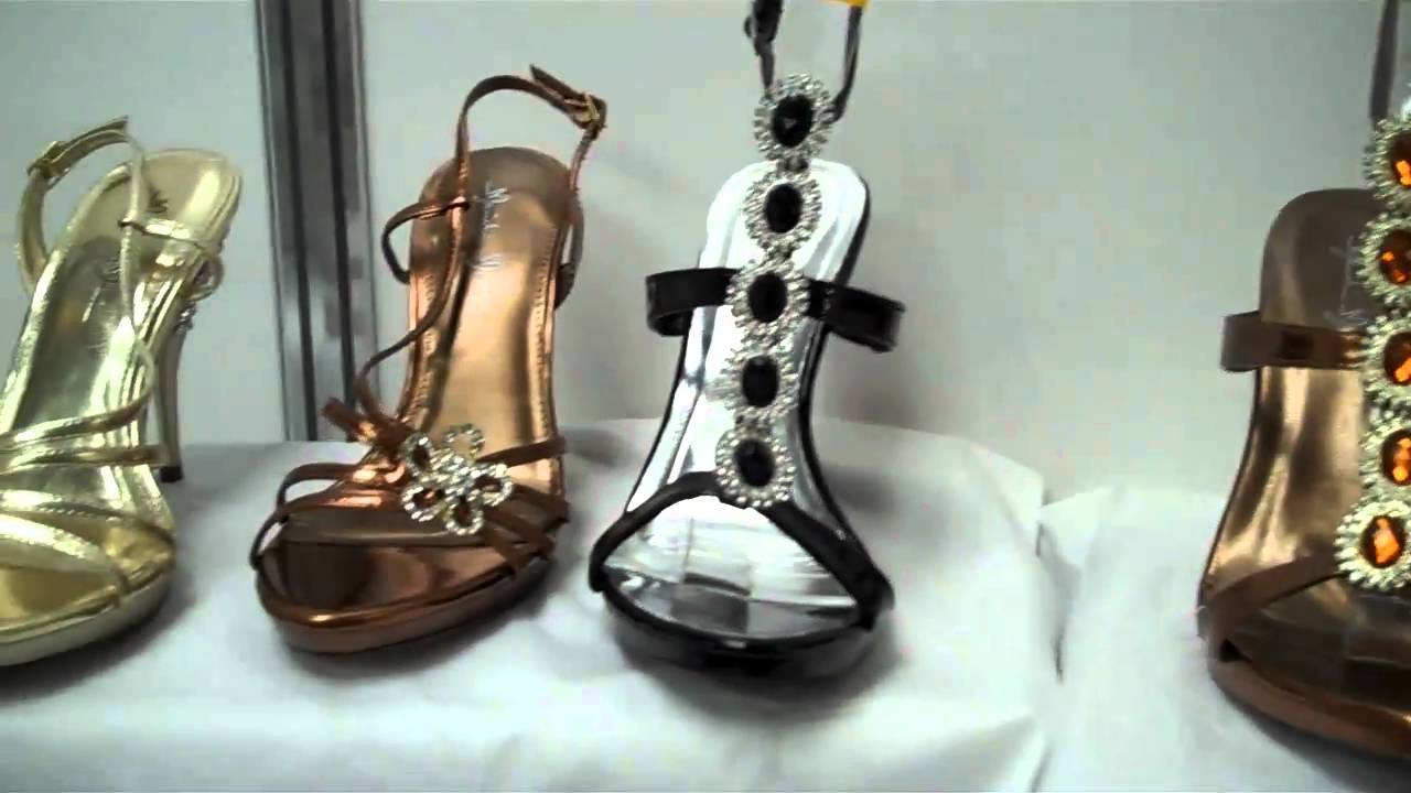 FantasticProm.com has stunning selections in prom shoes