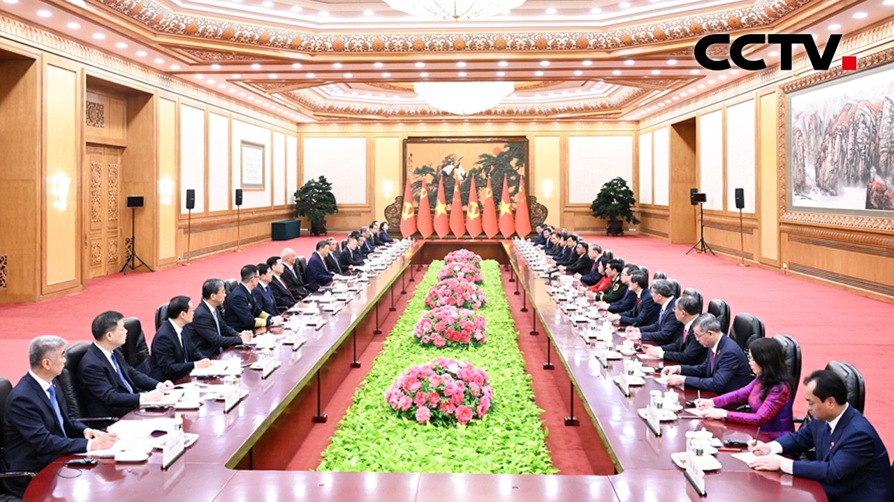 习近平同苏林会谈：愿同越方秉持初心 赓续友谊 团结协作 相互支持 | CCTV