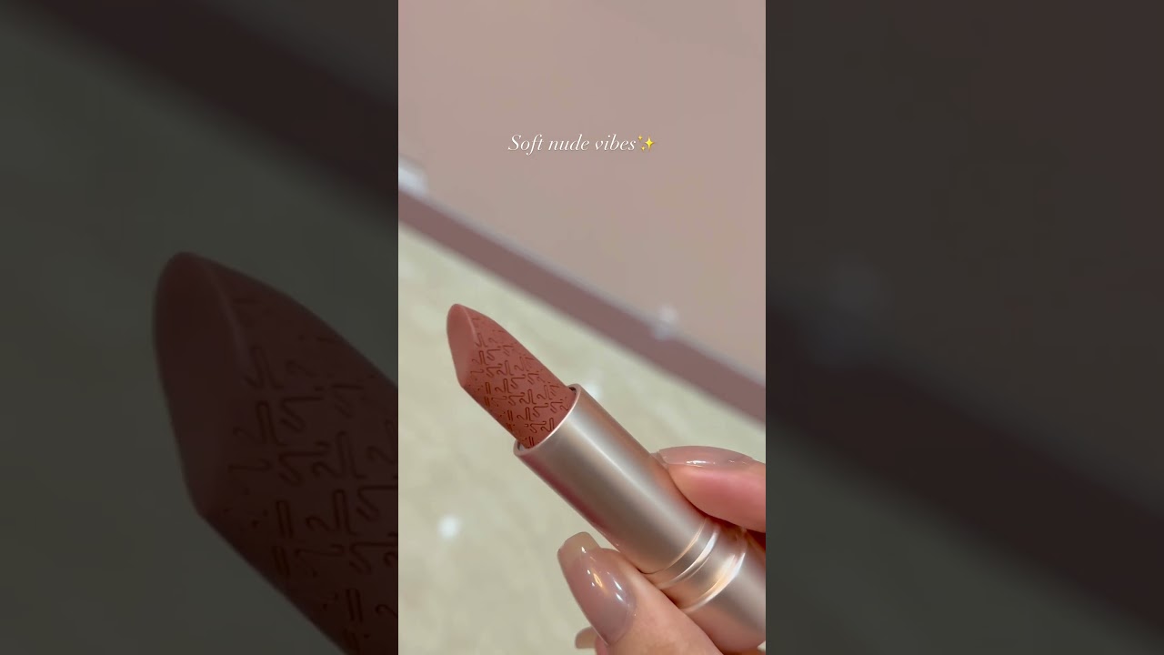 This creamy, dreamy shade is giving all the soft glam vibes 💄✨ 