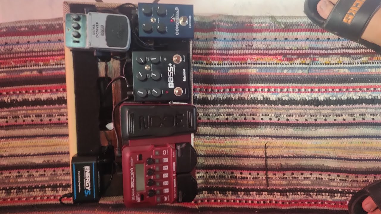 zoom B1 four X - octave