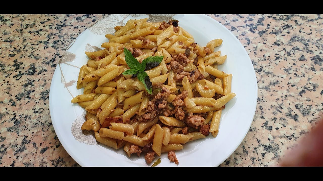 MACARRONES CON SALSA DE SOJA Y VERDURAS