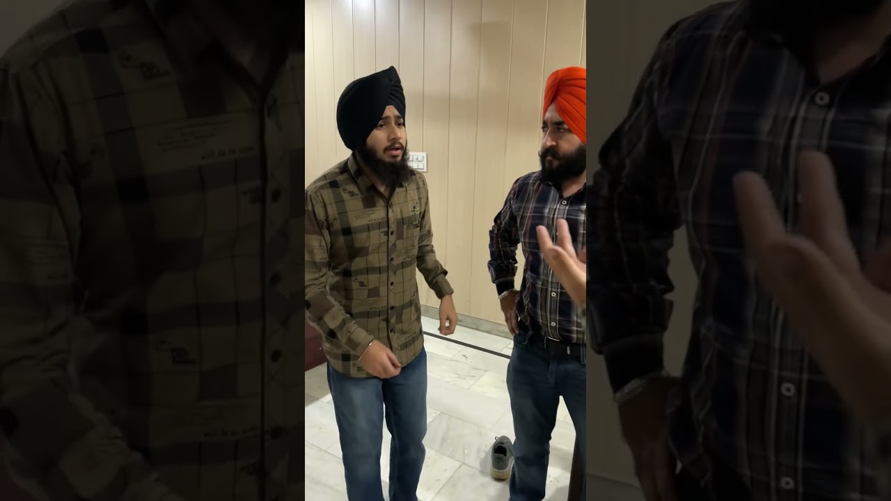 ਮਾਂ ਬਾਪ ਦੀ ਮਜਬੂਰੀ ਨੂੰ ਸਮਝੋ ਮਾਂ ਪਿਉ ਲੋੜਾਂ ਪੂਰੀਆਂ ਕਰਦੇ ਨੇ ਸ਼ੌਕ ਆਪਣੀ ਕਮਾਈ ਨਾਲ ਪੂਰੇ ਕਰੋ
