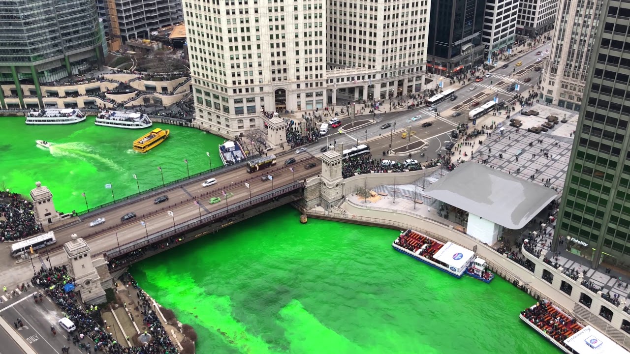 Dyeing the Chicago River Green - 2018 Greening of the River for St. Patrick's Day Time lapse