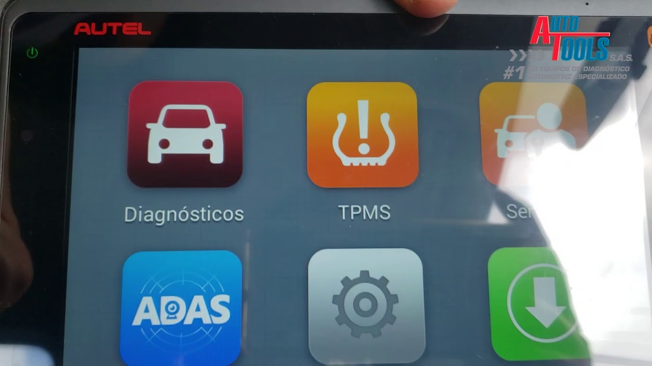 Como manejar un scanner?  AUTEL 906 BT