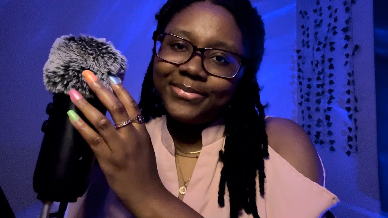 Asmr 🌀 Repeating my Patreon intro/info (clicky whispers)