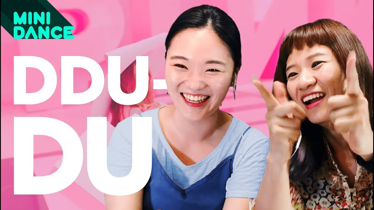 Korean Women Give Thumbs Up to BLACKPINK 
