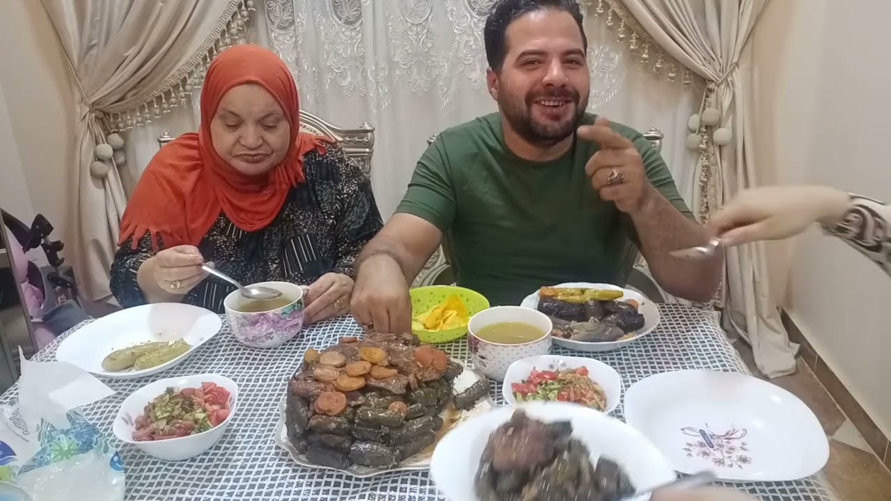 اكيد ام جني لما تشوف المحشي بتاع ام بدر هتتوحم عليه🤣🤣🤣👌👌