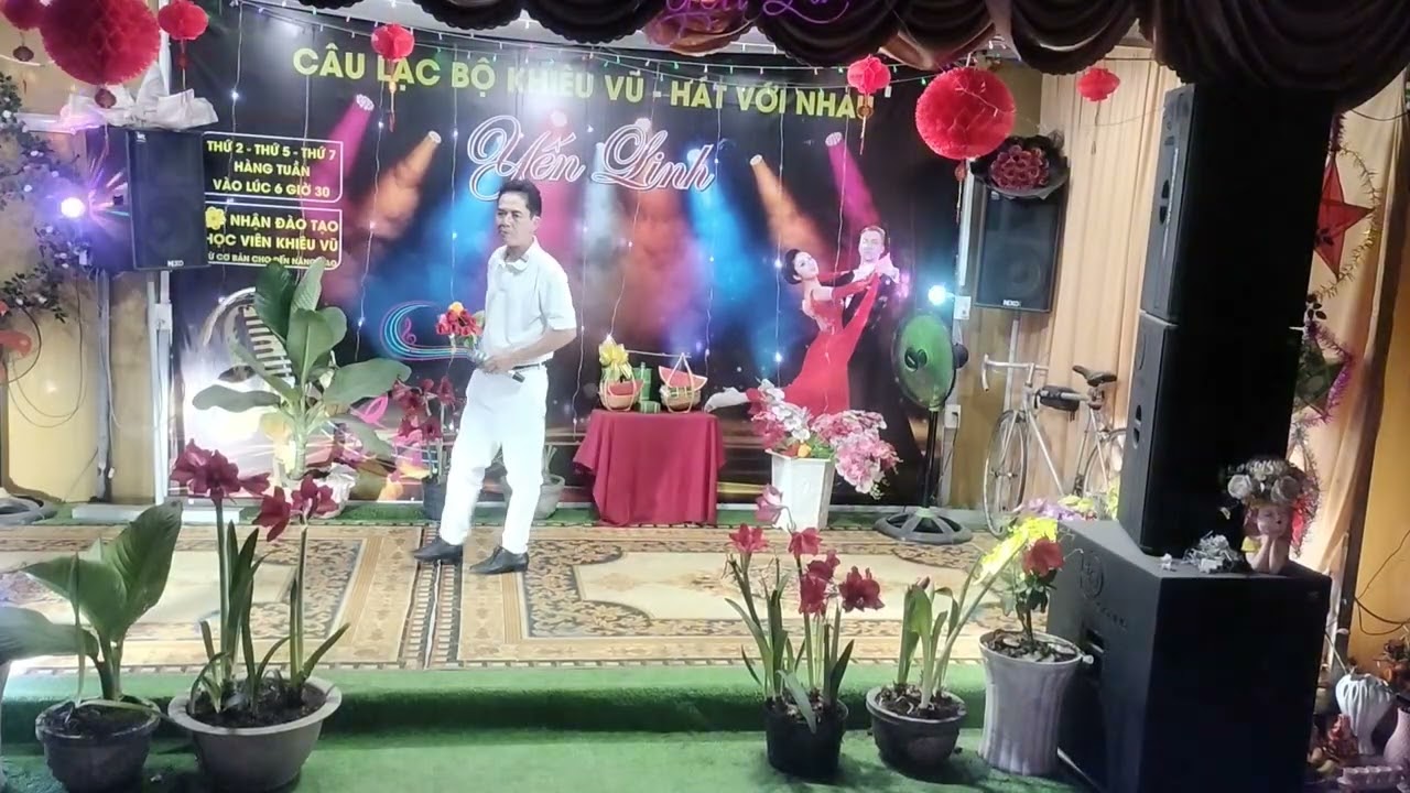 ANH Hoàng ÚT CK NGỪOI PHU KÉO MO CAU/16/3/2026