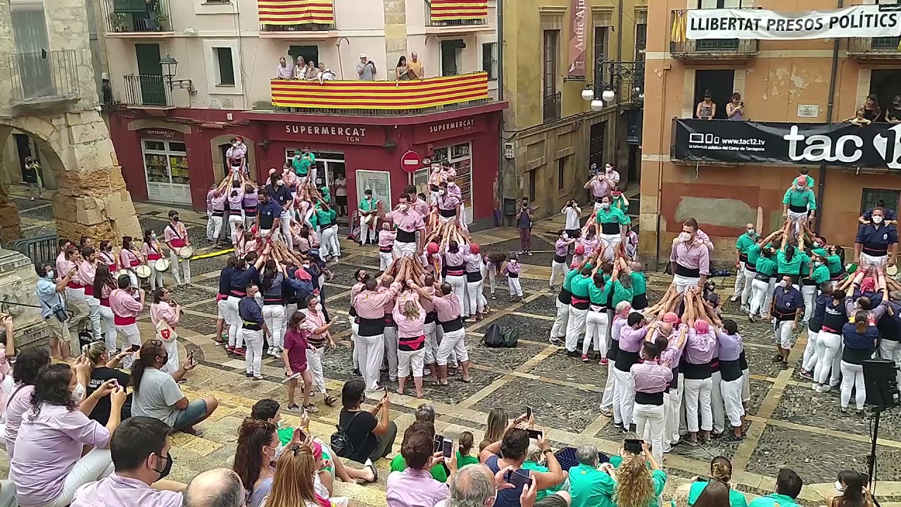 Les 4 colles castelleres de Tarragona fan pilars per Sant Magí