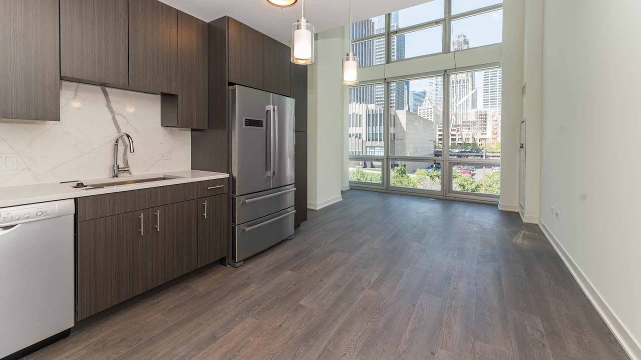 Townhome 403, 2-bedrooms, 2-baths at Streeterville's new 465 North Park