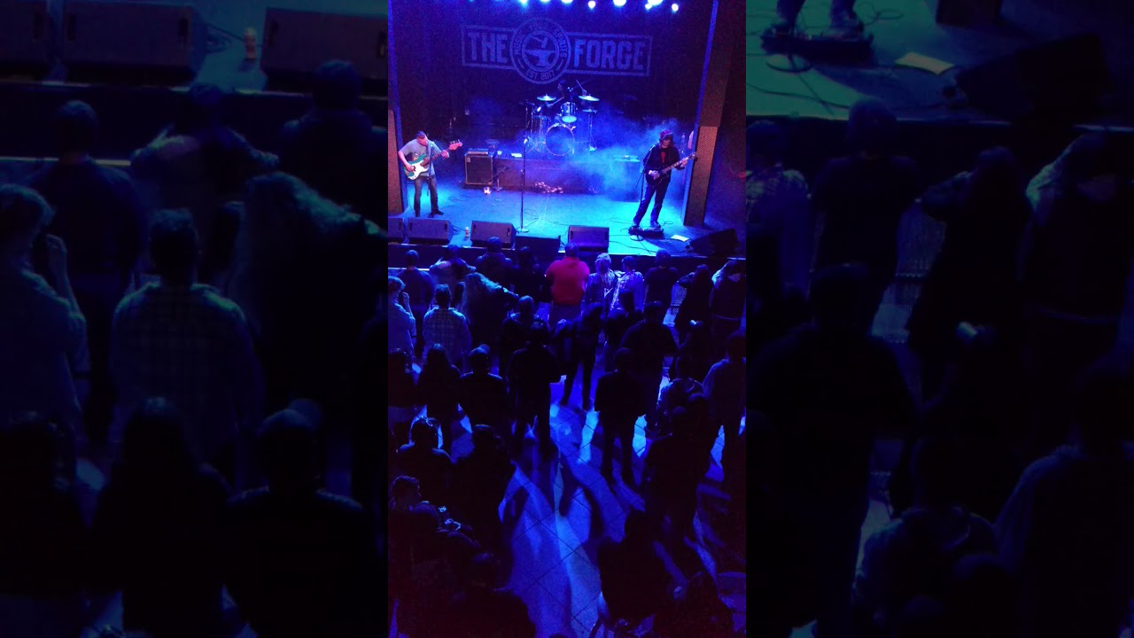 Brendan Maier   Rooster -Facelift (Alice in Chains tribute band)