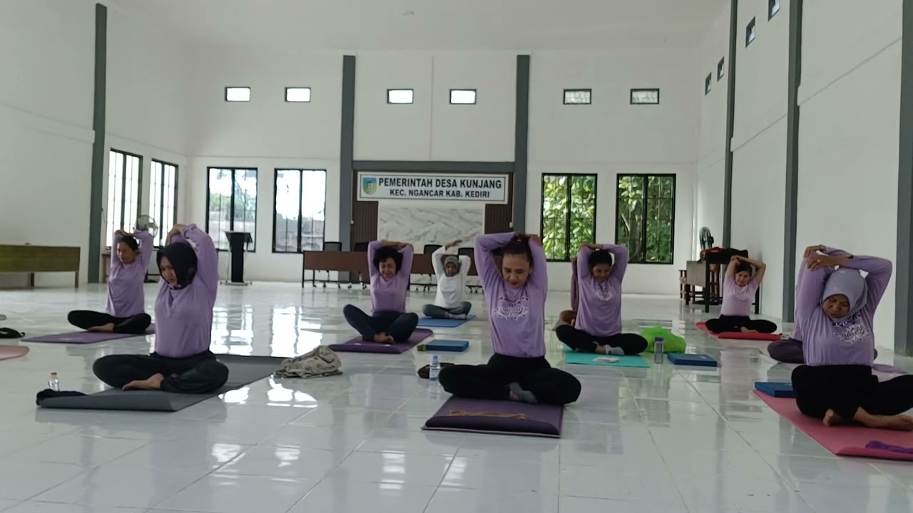YOGA BERSAMAIRAYOGATERDIKUNJANG