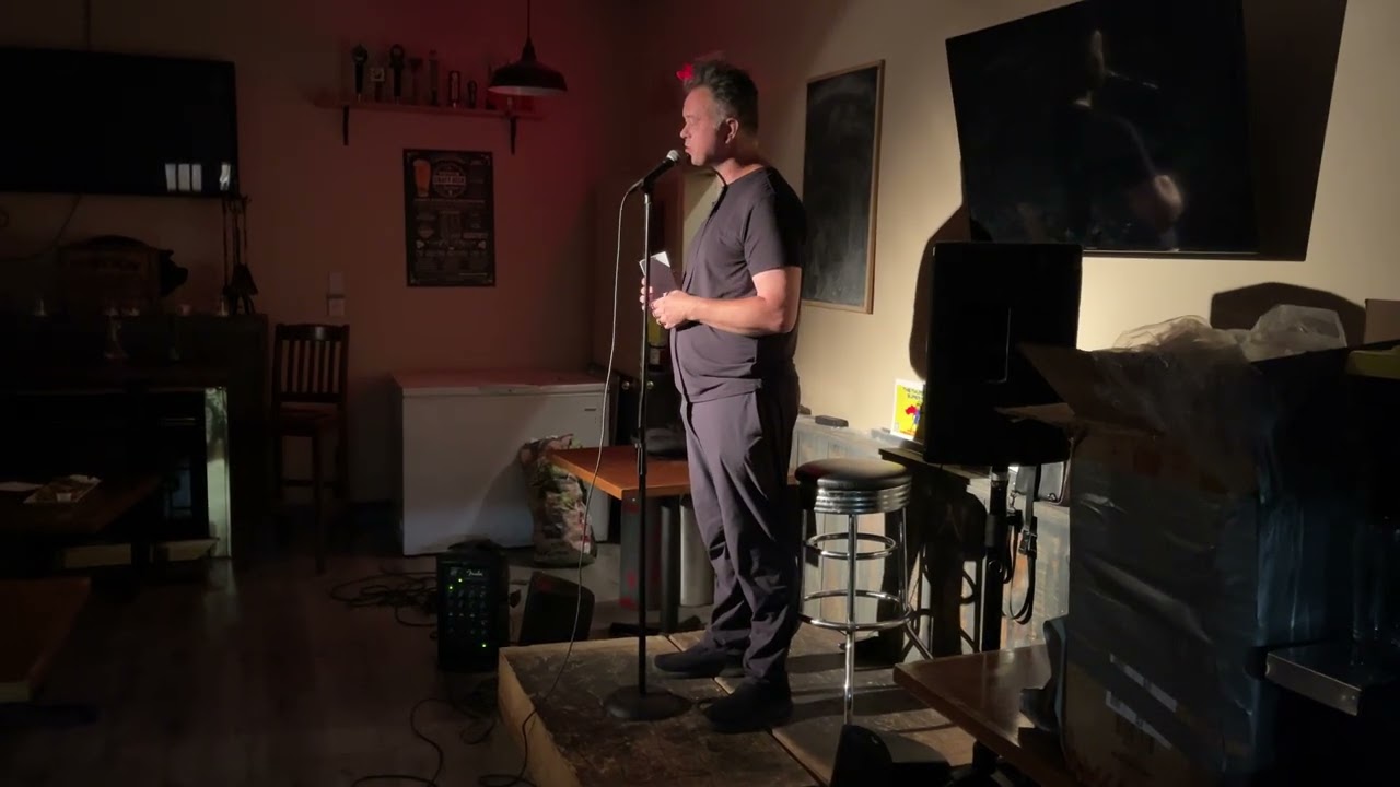Testing out some Jokes at a standup comedy open mic