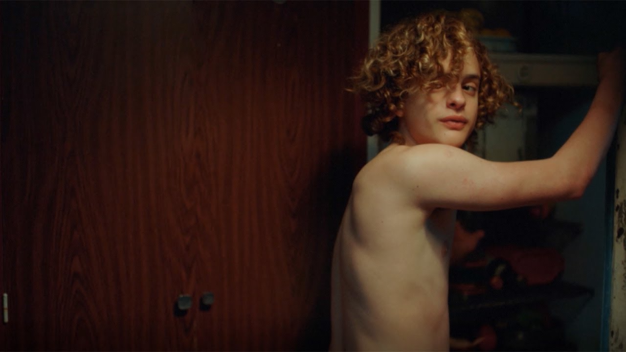 天使の顔した連続殺人鬼…映画『永遠に僕のもの』本編映像