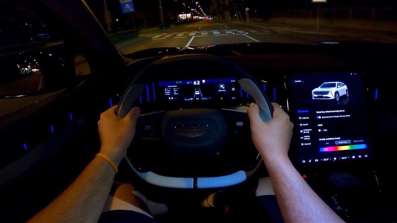 2025 Geely STARRAY [2.0T 4x4, 238 HP] Night POV Test drive | More luxurious interior | CARiNIK