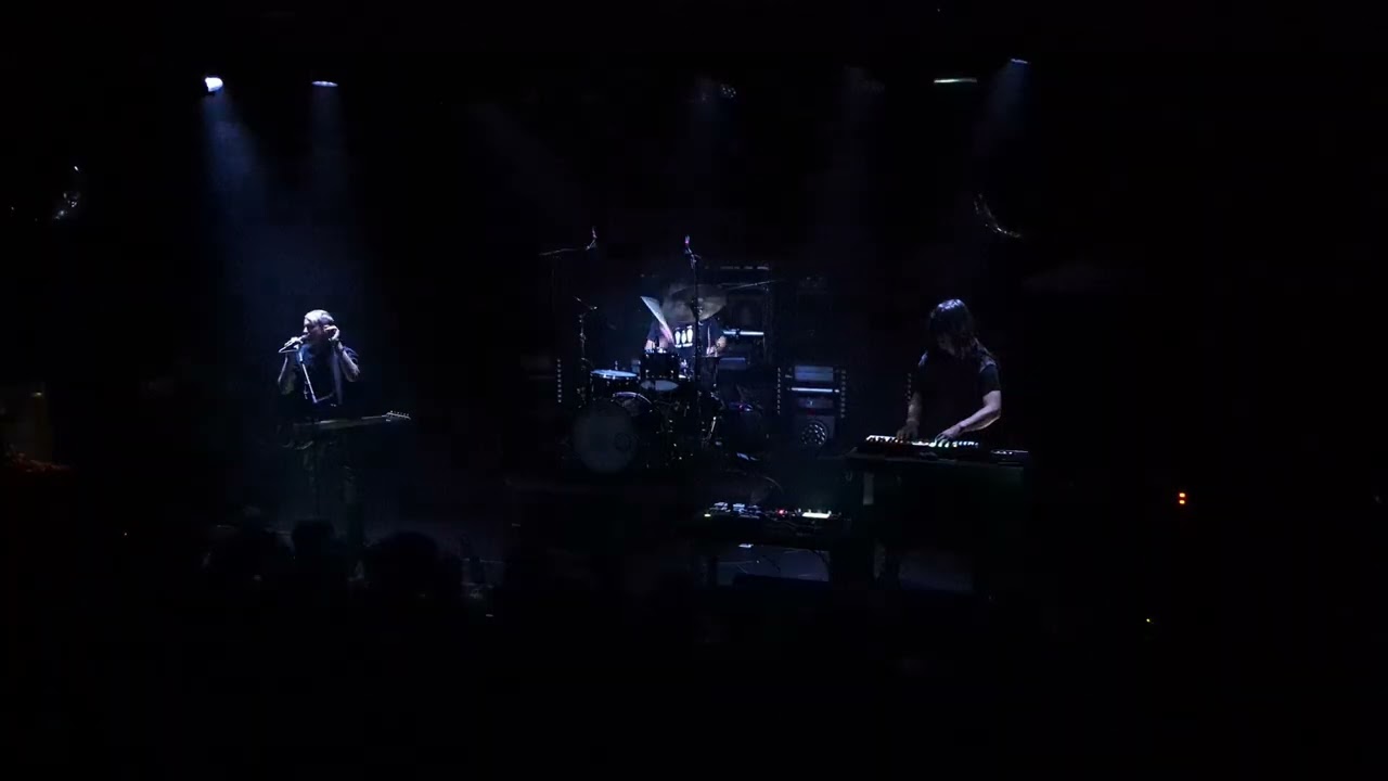 HEALTH - WE ARE WATER -  Melkweg, Amsterdam 13.10.24 (live)